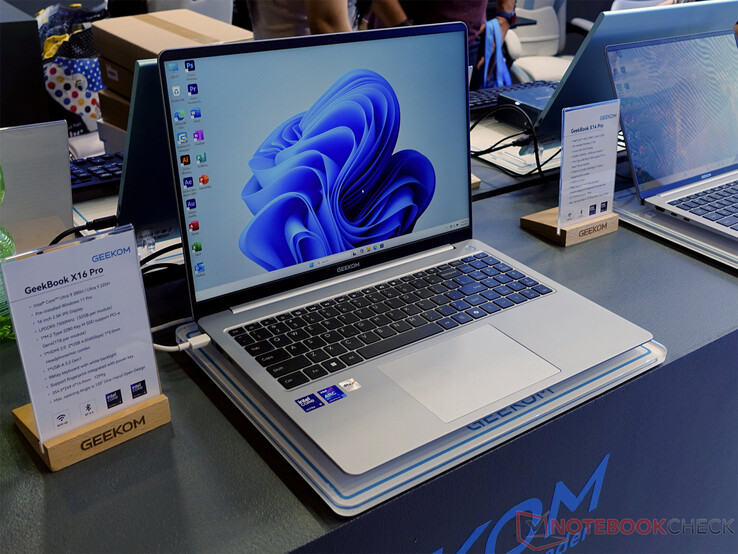Geekom GeekBook X16 Pro (Bildkälla: Notebookcheck)