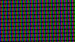 LC-displayen använder en klassisk RGB-subpixelmatris som består av en röd, en blå och en grön lysdiod