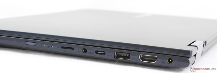 Höger: Startknapp, MicroSD-kortläsare, 3.5 mm kombinerad ljudanslutning, USB 3.2 Gen. 2 Typ C, USB 3.2 Gen. 2 Typ A, HDMI, AC-adapter