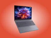 IdeaPad Slim 3i 15IWC11 i färgen Luna Grey.