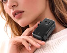 Tessans nya tunna smarta reseadapter (bilden) har officiellt pre-lanserats.