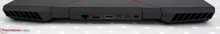 Baksidan: RF45 Ethernet, USB-A 3.1 Gen1, HDMI, Mini-DisplayPort, USB-C 3.1 Gen1, Kensington-lås