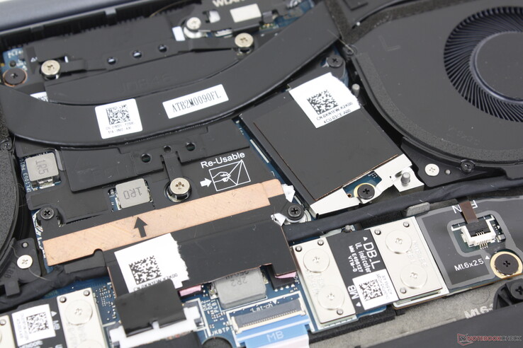 Tänk på att modellen inte stöder 80 mm (eller 2280) SSD-enheter. Det finns inget stöd för sekundära interna enheter