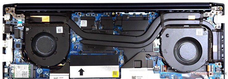 VivoBook Pro 16 använder ett kylsystem med dubbla fläktar och dubbla heatpipes