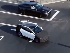 Påstådd billigare Tesla Model Y-version. (Bildkälla: Christopher Dungeon/X)