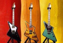 Designen på Cream DaVinci kan ändras med en knapptryckning med hjälp av E Ink. (Bildkälla: Cream Guitars)