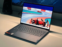 Lenovo Yoga Pro 7 14 G8 recension. Testenheten tillhandahölls av: