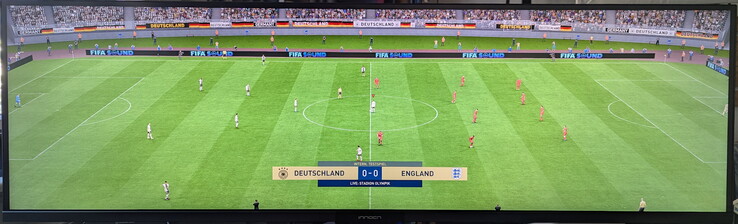 Fifa 23 på den ultrabreda skärmen – Innocn