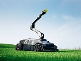 NexLawn Master X kan kasta bollar till hundar och plocka frukt från träd. (Bildkälla: Mova)