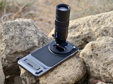 Vivo X300 Pro med Zeiss telekonverter...