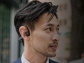 Hörlurarna Audio Technica ATH-CC500BT2 överför ljud genom brosket i örat. Bildkälla: Audio-Technica)