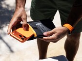 UAG Phone Recovery Pouch är utformad för att torka smartphones särskilt effektivt.