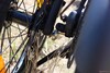Två magneter håller ihop hjulen när cykeln är ihopfälld