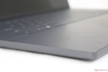 Kanterna smalnar inte längre av längs framsidan för en mer boxig look