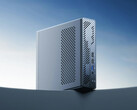 MS-01 SE kan utrustas med upp till 64 GB DDR4-RAM. Bild: en reklambild som visar framsidan av minidatorn.