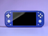RG 55G1 har en design som liknar Switch Lite. På bilden: den bärbara spelkonsolen i färgen Indigo.