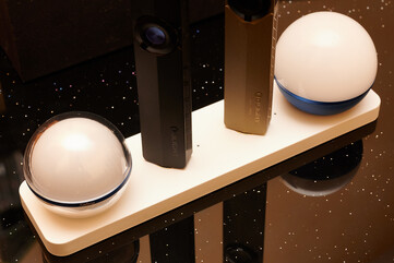 Fullt MCC-stöd, både via dockningsstation och ... (Bildkälla: Andreas Sebayang/Notebookcheck.com)