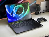 Extremt snabb, men jämförelsevis tyst spelare - Razer Blade 18 2025 RTX 5090 recension av bärbar dator