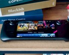 En Steam Deck-enhet som sitter på ett bord (Bildkälla: Georgiy Lyamin via Unsplash)