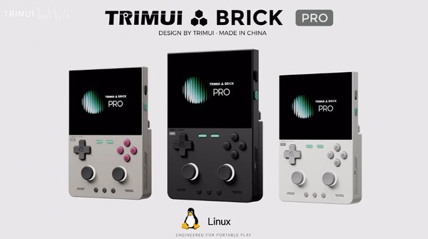 TrimUI Brick Hammer Pro har ett skal av polykarbonat och en Allwinner-processor.