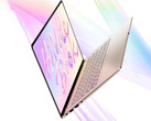 MateBook 14 Core Edition 2026 drivs av Intel Core Ultra 5 325. På bilden: en reklambild som visar den bärbara datorns slimmade design.