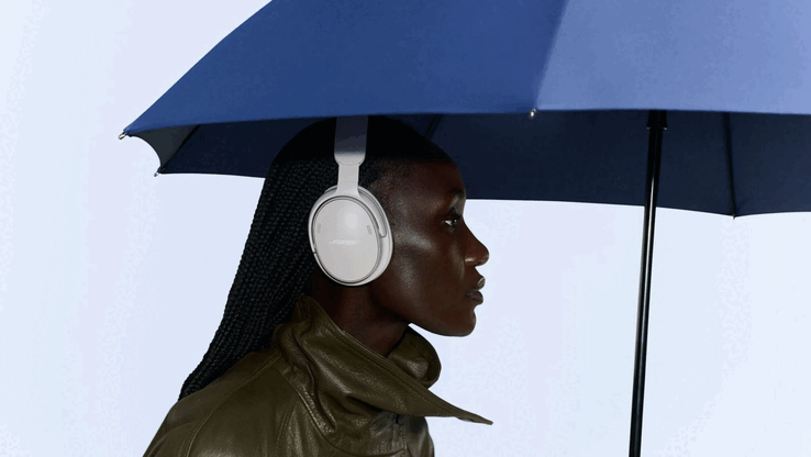 Batteritiden uppgår till upp till 24 timmar, eller 18 timmar med Immersive Audio aktiverat, och en snabbladdning på 15 minuter ger 2,5 timmars extra speltid.