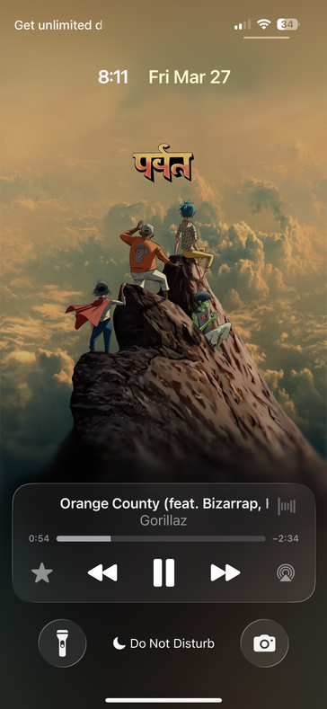 Låsskärmen Apple Music är ett av de renaste användargränssnittsvalen för den här appen - med albumen 