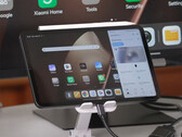 Xiaomi Pad Mini ansluten till en extern bildskärm via en av dess USB 3.2 Type-C-portar. (Bildkälla: Xiaomi)