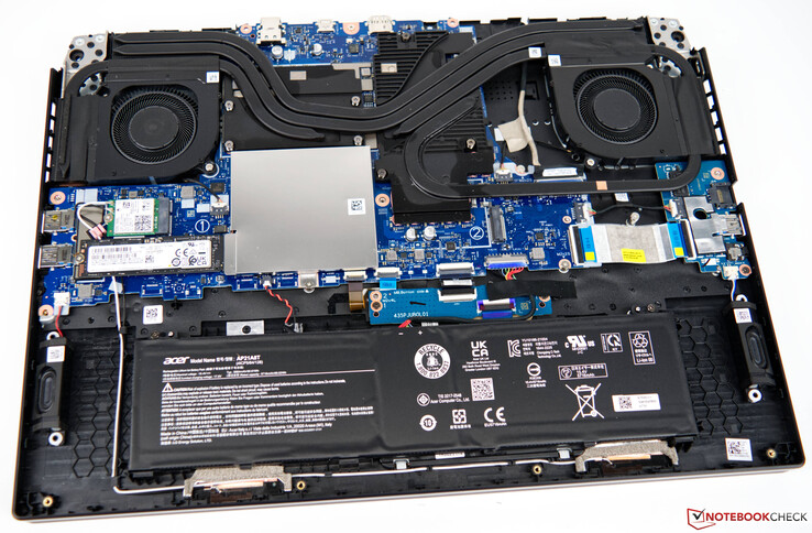Acer Nitro 5 AN517-55-738R utan basplatta