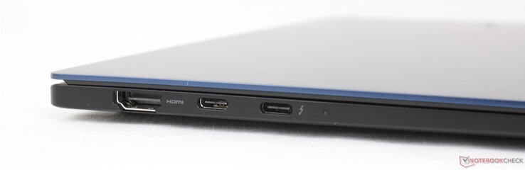 Till vänster: HDMI, USB-C med DisplayPort + Power Delivery, USB-C med Thunderbolt 4 + DisplayPort + Power Delivery