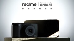 Nu är det officiellt: Ett partnerskap mellan Realme och Ricoh GR gör redan GT8 Pro-kameran redo att konkurrera med Xiaomi 17 Pro och Oppo Find X9 Pro. (Bildkälla: Ricoh/Realme)