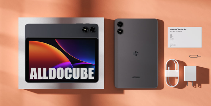 Alldocube iPlay 80 mini Pro med förpackning och tillbehör