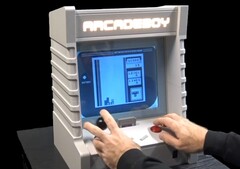 Arcadeboy förvandlar en Game Boy till en arkadmaskin med 12-tumsskärm (Bildkälla: Chris Fletcher)