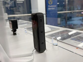 Den kommande 360-graders actionkameran Insta360 X5 har läckt ut igen, vilket bekräftar en designförändring och en uppdaterad mikrofon.