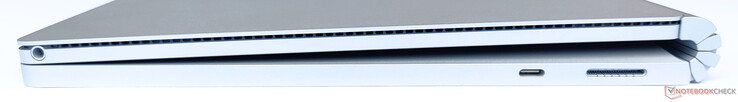 Höger: 3.5 mm ljudanslutning (på surfplattan), 1x USB 3.2 Gen2 Typ C (på tangentbordsdockan), Surface connector (på tangentbordsdockan)
