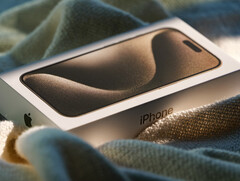 Apple kan äntligen gå bort från sin Dynamic Island-design med iPhone 19 Pro och Pro Max. (Bildkälla: Yuheng Ouyang - Unsplash)