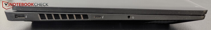 Vänster: USB-A (5 Gbit/s), USB-C (10 Gbit/s), uttag för headset