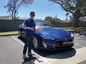 Toms Tesla Model S 70D från 2015 har kört över 121 000 km eller 75 000 miles. (Bildkälla: Ludicrous Feed via YouTube)