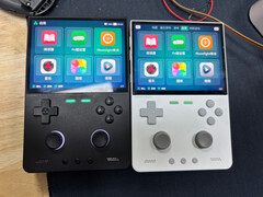 TrimUI Brick Pro kör Android i stället för Linux.