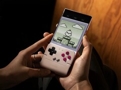 GameSir Pocket 1 Vertical ger smartphones kontroller i Game Boy-stil. (Bildkälla: GameSir)