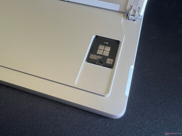M.2 2230 SSD kan enkelt bytas ut.