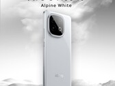 IQoo Neo 10 i färgsättningen Alpine White