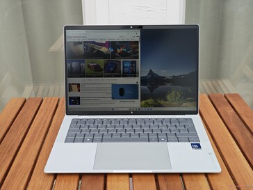 Utsidan sett framifrån (molnigt)