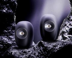 KEF LS Luxe har en 165 millimeter koaxialhögtalare.