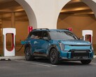 En Kia EV som använder en Supercharger. Tesla har öppnat sitt laddningsnätverk för Kia EVs i Nordamerika (Bildkälla: Kia)