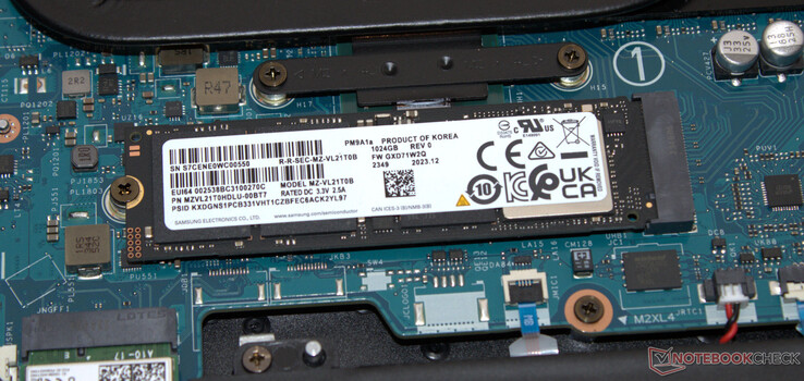 En PCIe 4 SSD fungerar som systemenhet.