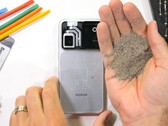 Honor Robot Phone bör inte utsättas för alltför mycket smuts, åtminstone inte dess gimbalkamera.