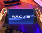 RPCS3 kan köra fler PS3-spel än någonsin. På bilden: Legion Go 2 med RPCS3-logotypen på toppen.