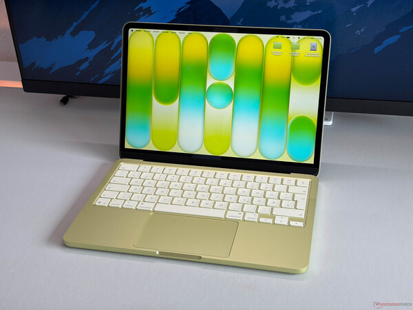 Granskad: Apple MacBook Neo är en förvånansvärt bra och kraftfull bärbar dator för 599 dollar, men en stor nackdel kvarstår.