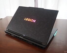 Extravagant, inte bara när det gäller hårdvara: Lenovo Legion 9 18. (Bildkälla: Notebookcheck)